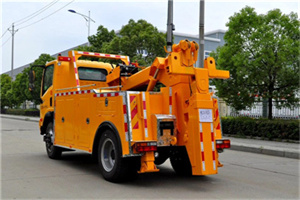 封开高速路拖车费